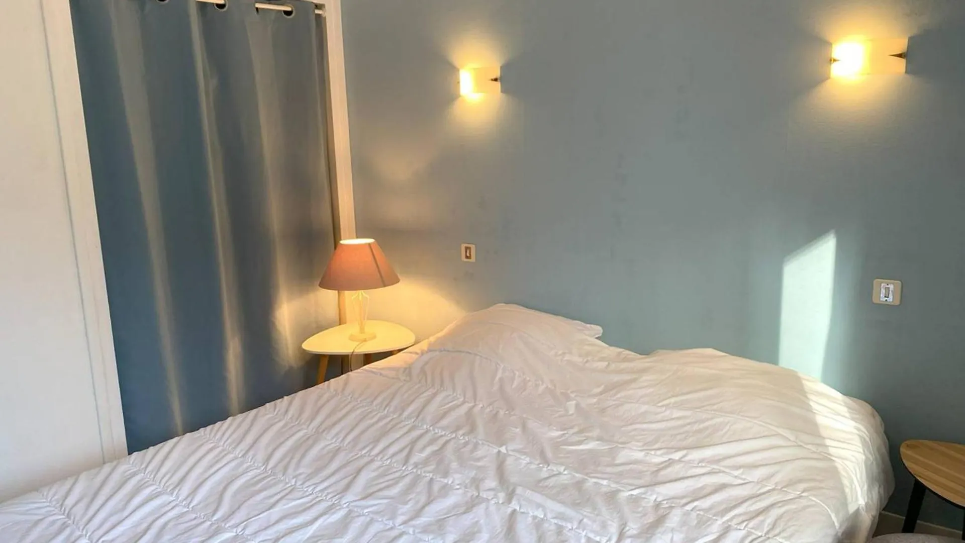 Appartement 2 Chambres Avec Vue Sur Mer Et Parking A Perros-Guirec - Fr-1-368-154 France